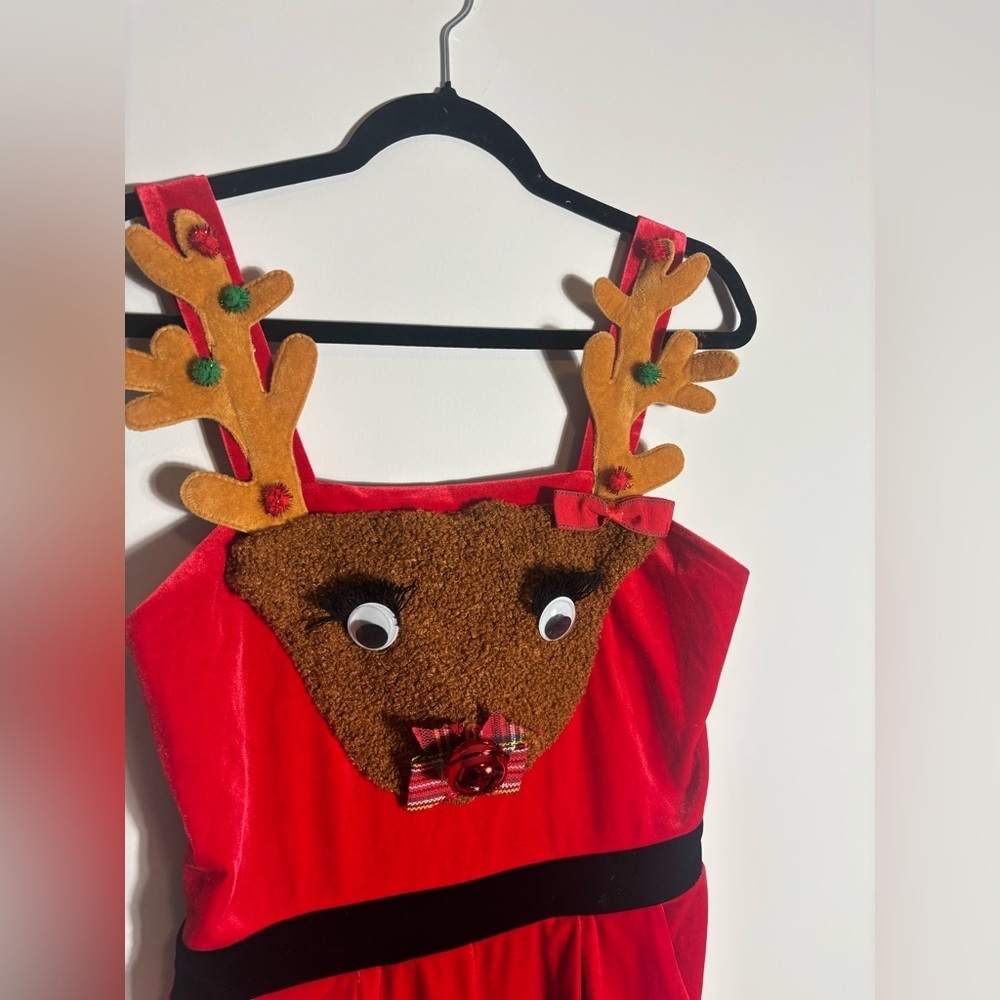 Born Famous Red Velvet Reindeer Christmas Jumpsuit Overalls M NWT Holiday - Picture 3 of 5